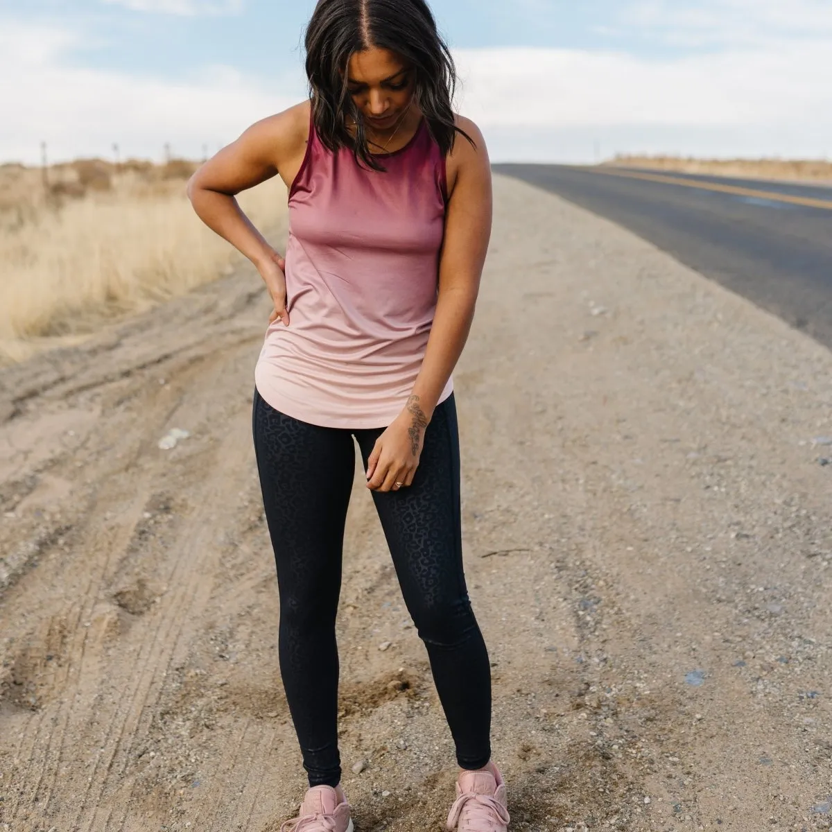 Extra Mile Tank - Mulberry Ombre