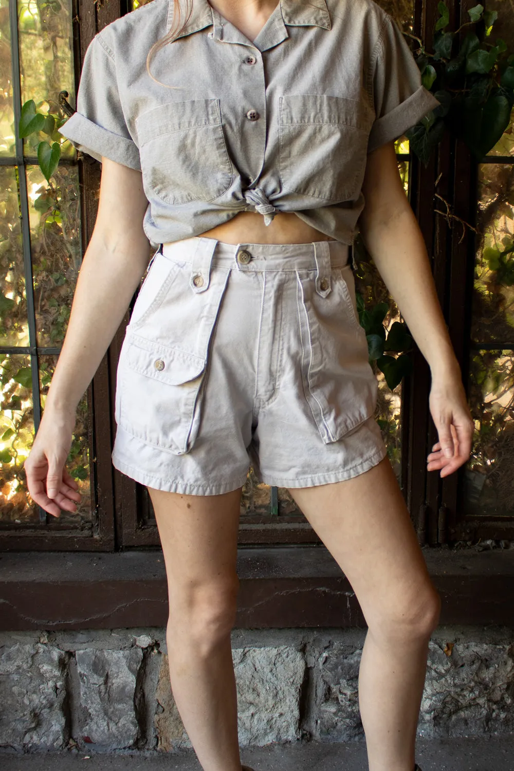 Vintage 1980s Banana Republic Cargo Shorts with 5 pockets - Small